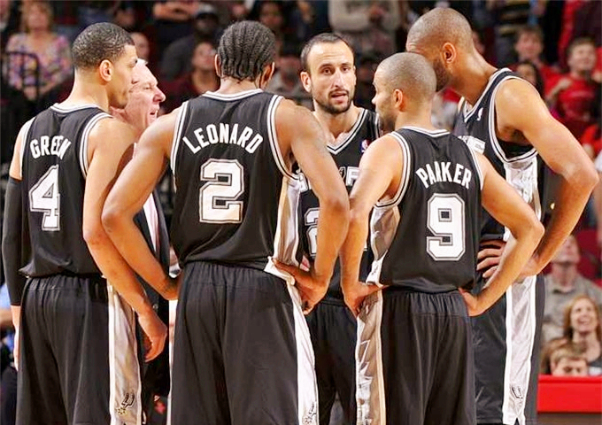 亚历山大：打破赛季73胜很有意义，希望去冲击33连胜纪录（亚历山大：超越73胜意义非凡，盼挑战33连胜纪录）