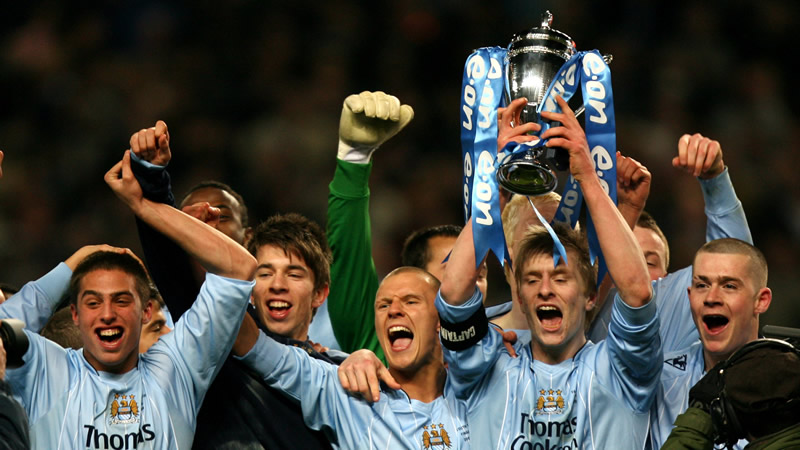 佩德里：梅西是我心中的最佳 期望与他再次并肩作战（佩德里：梅西在我心中无可替代，盼再度与他并肩作战）