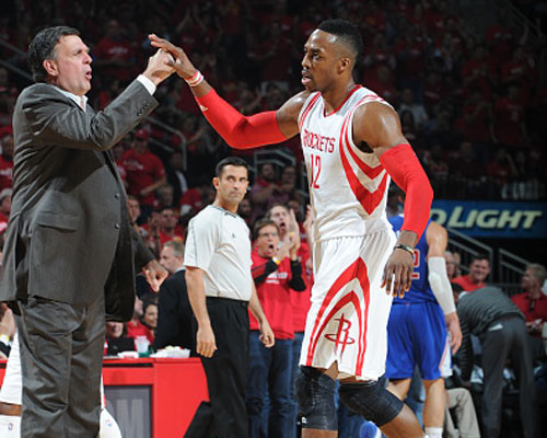 半场：圣吉罗斯联合1-2马赛，哈利利、格林伍德、派尚破门（半场战报：马赛2-1领先圣吉罗斯联合，哈利利、格林伍德、派尚相继建功）