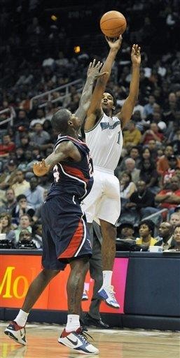 湖人新阵容磨合效果如何？（湖人新阵容磨合成效几何？）