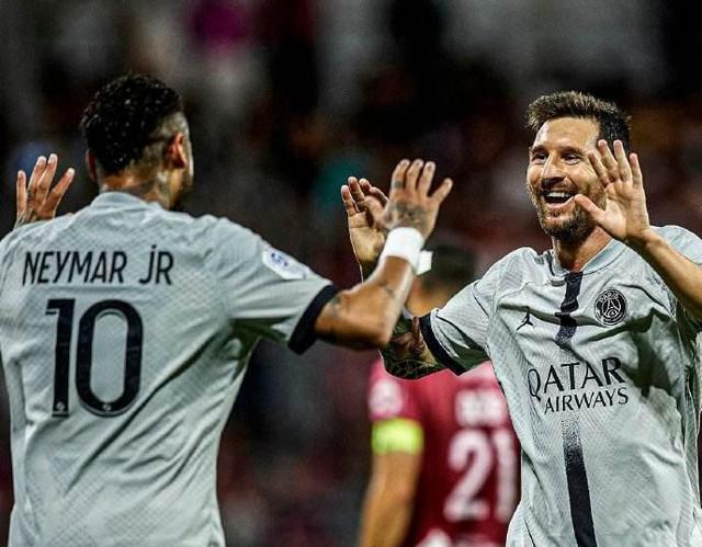 萨索洛vs佛罗伦萨：马蒂奇、皮纳蒙蒂首发，德赫亚、莫伊塞-基恩出战（萨索洛迎战佛罗伦萨：马蒂奇、皮纳蒙蒂先发，德赫亚与莫伊塞-基恩出场）