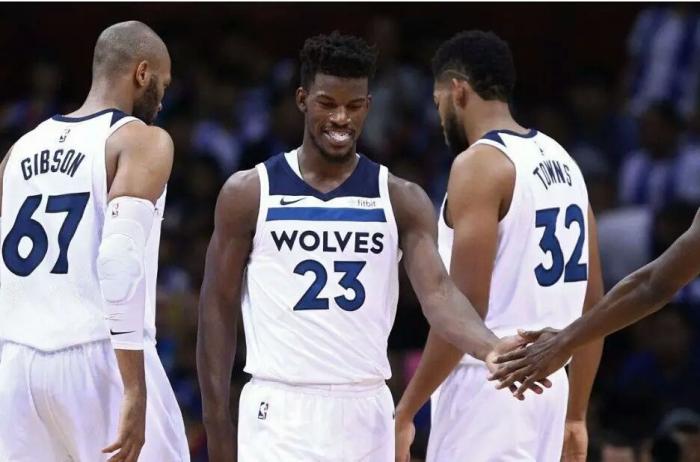 帕柳卡：门将职责是扑救，多纳鲁马、大马丁和裤袜是现役最强（帕柳卡：门将的首要任务是扑救，现役最强三人是多纳鲁马、大马丁和库尔图瓦）