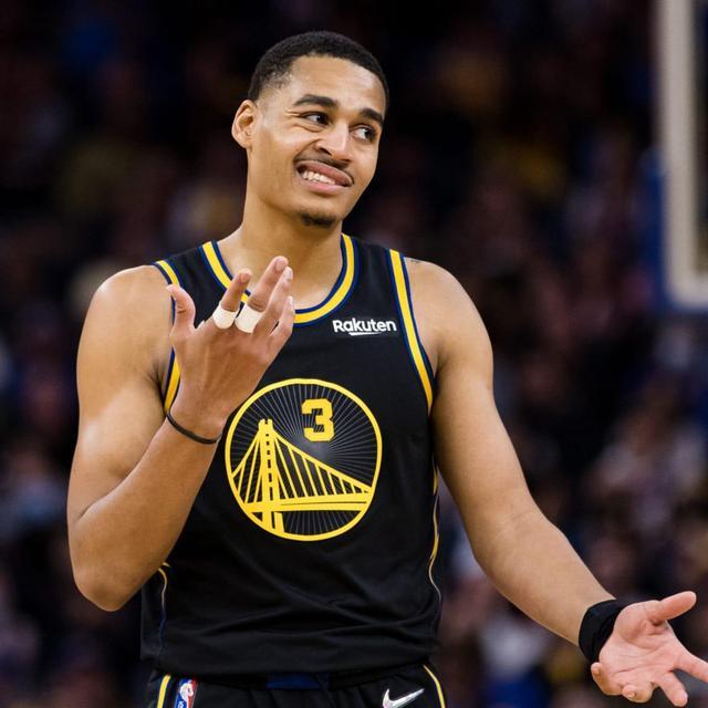 魔术四战全胜晋级NBA杯8强，尼克斯力压热火小组第一晋级（魔术四连胜挺进NBA杯八强，尼克斯压过热火以小组头名出线）