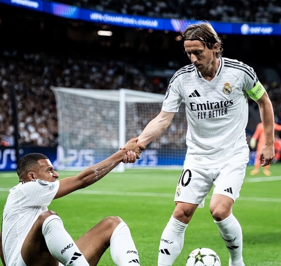 阿森纳定位球战术显成效（阿森纳定位球战术奏效）