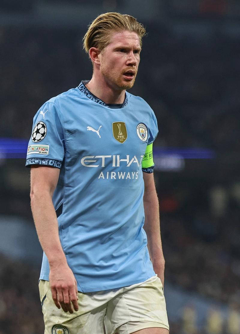 连输埃因霍温、本菲卡，那不勒斯队史首次遭遇欧冠客场连败（先后不敌埃因霍温与本菲卡 那不勒斯欧冠客场队史首次连败）