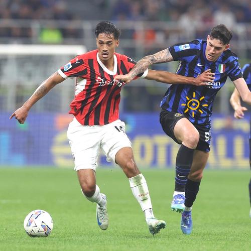 女足热身两连败！马德兴：若主教练不下课，明年亚洲杯或惨败（女足热身两连败，马德兴直言：若不换帅，明年亚洲杯恐遭惨败）