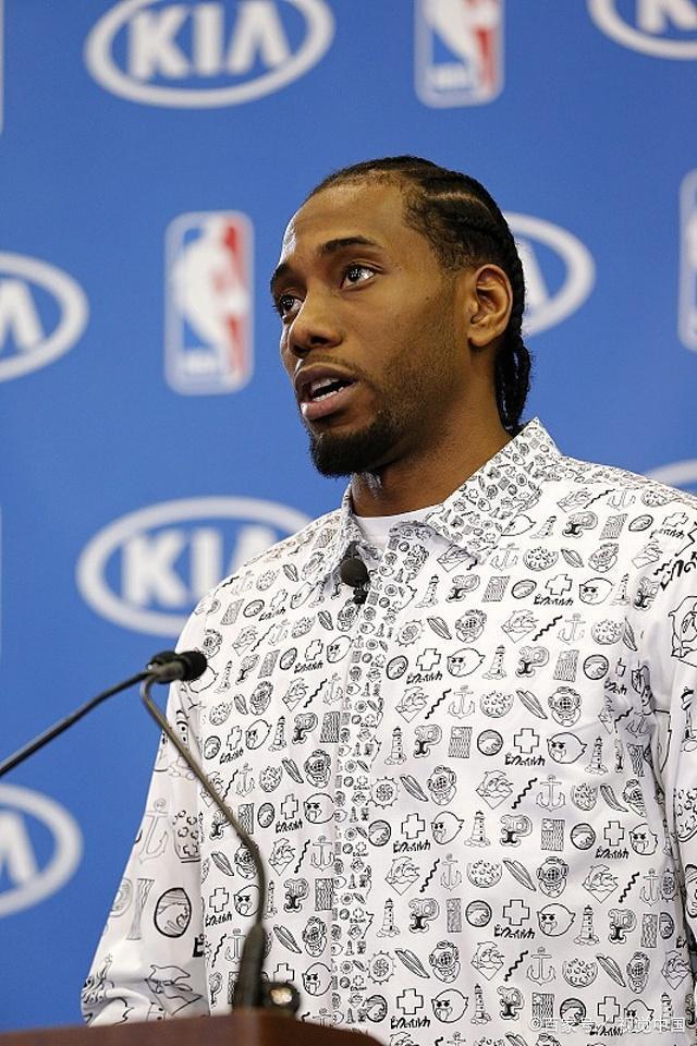 因扎吉执教巴勒莫客场3比1胜恩波利（因扎吉率领巴勒莫客场3-1力克恩波利）