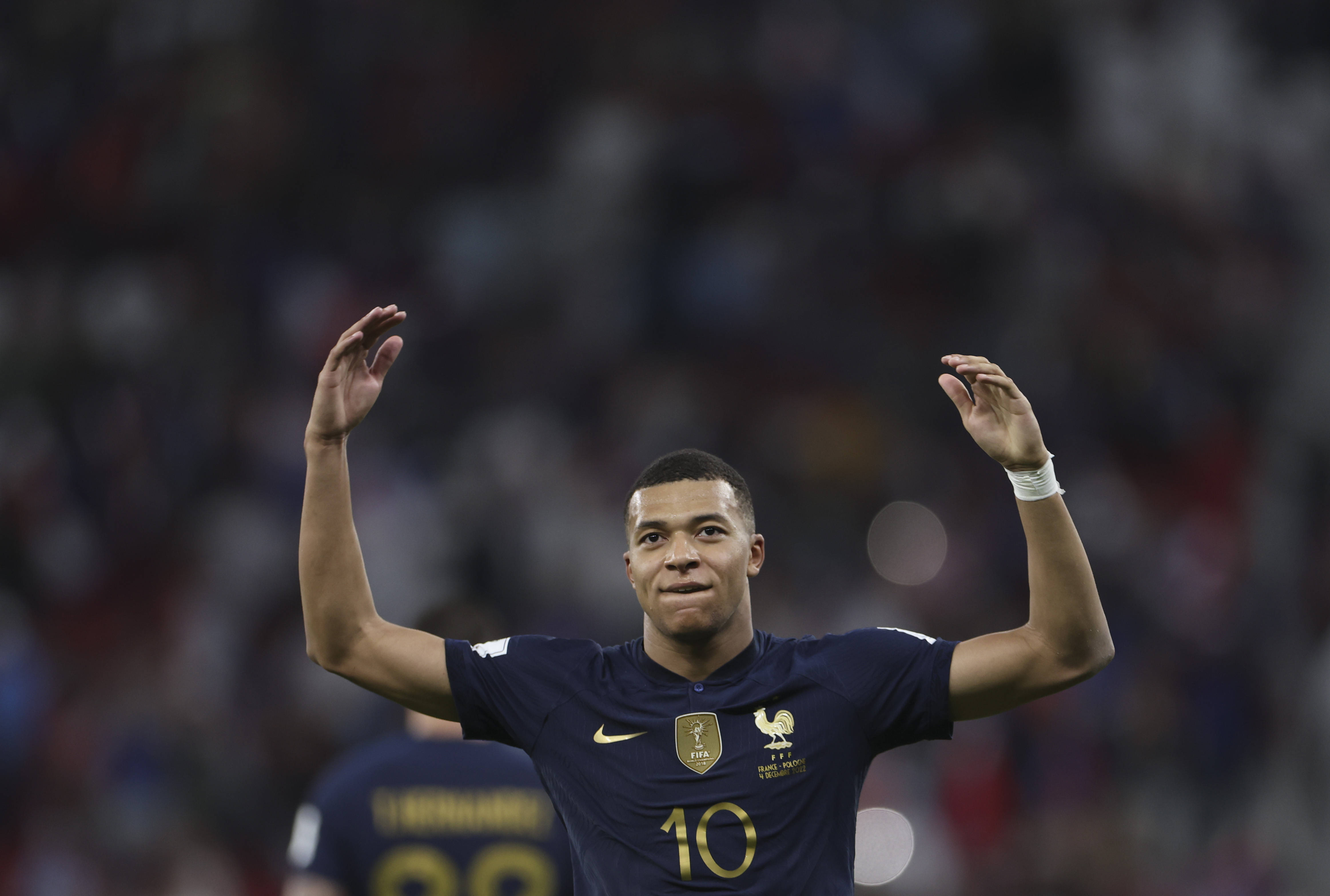 篮球对决：狄龙单挑詹姆斯（巅峰对决：狄龙向詹姆斯发起单挑）