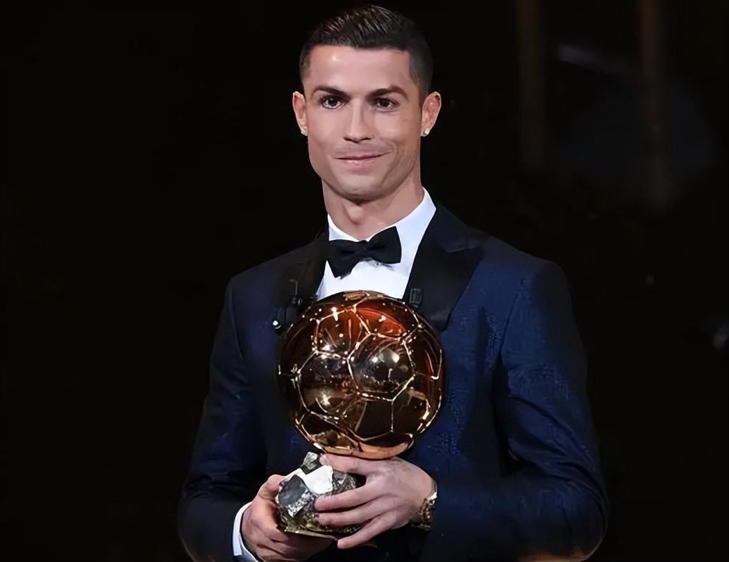 足球联赛赛季关键球员表现排行榜（本赛季足球联赛关键球员表现榜单）