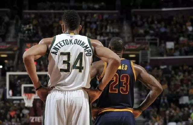 申花获得下赛季亚精联赛资格的一丝“理论希望”？2026赛季“多线平衡”必须重点考虑！（申花晋级下季亚精联仍存理论可能，2026赛季多线平衡须列为重点）