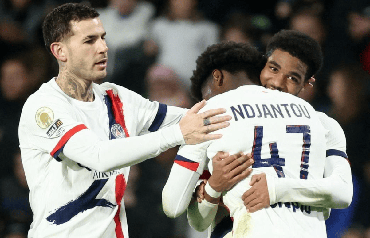 新赛季主场揭幕战全场精华出炉，一起回顾昨晚的精彩瞬间（新赛季主场揭幕之战全场集锦上线，带你重温昨夜的精彩瞬间）